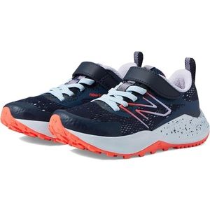 New Balance Kids Dynasoft Nitrel V5 Hook & Loop Running Shoe